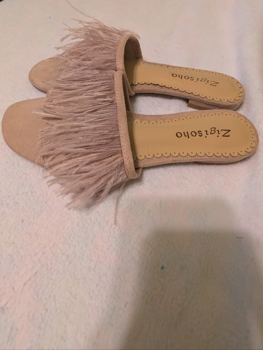 ZIGI SOHO Womens Lavender Ostrich Feather Taylah Round Toe Slide Sandals 6.5